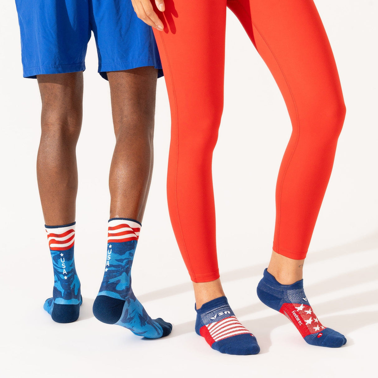 Feetures Elite Light Cushion Mini Crew Limited Edition USA Socks  -