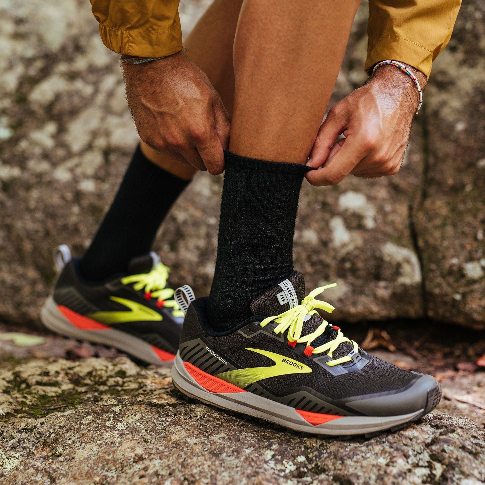 Feetures Merino 10 Cushion Mini Crew Socks  -