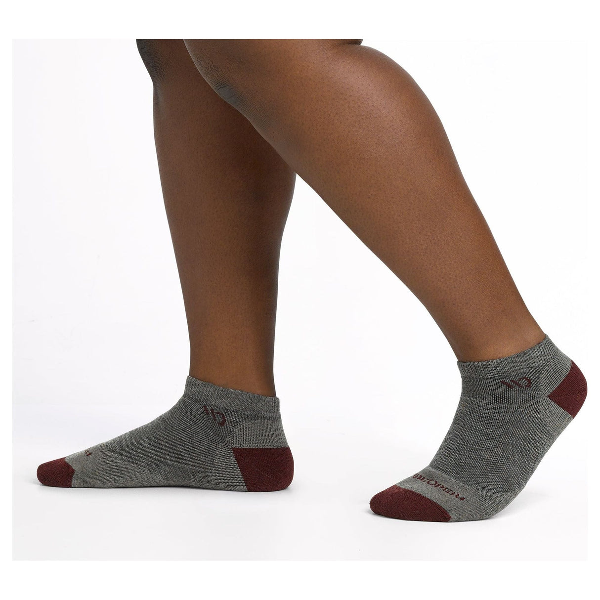 Wide Open Womens Solid Cushioned No Show Socks  -