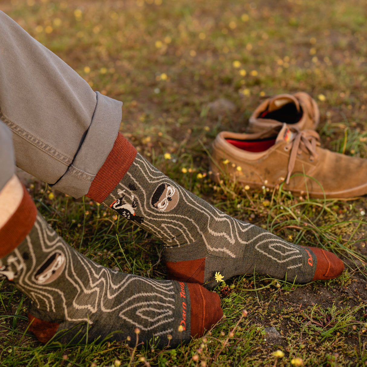 Darn Tough Mens Woody Crew Lightweight Lifestyle Socks  -