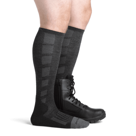 Darn Tough Mens Stanley K Over-the-Calf Lightweight Work Socks  -