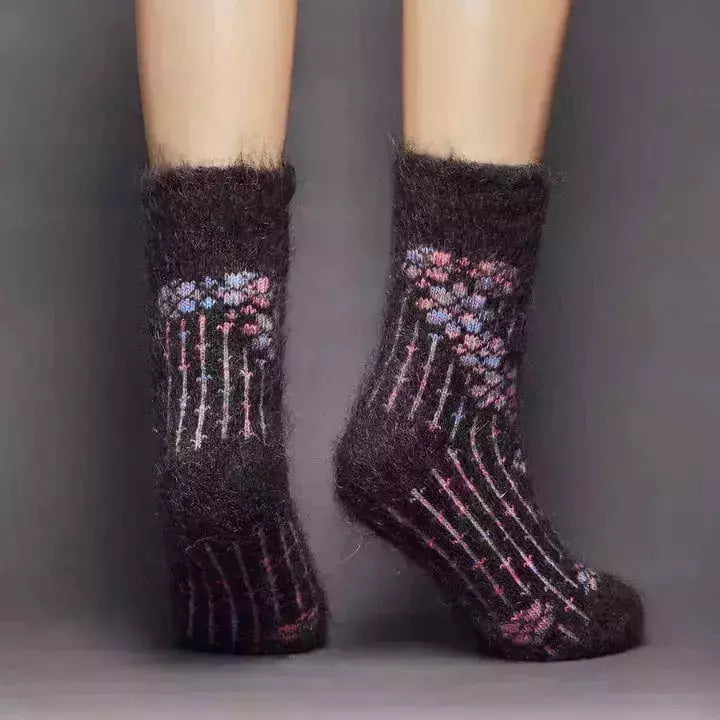 Siberia Spirit Floral Fantasy Crew Socks  -