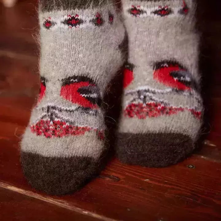 Siberia Spirit Birds and Berries Low Socks  -