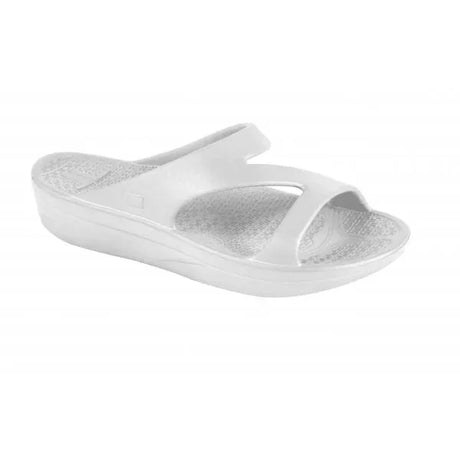 Telic Womens Z-Strap Sandals  -  5 / SNOW WHITE