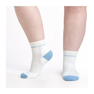 Wide Open Womens Single Stripe Cushioned Quarter Socks  - 