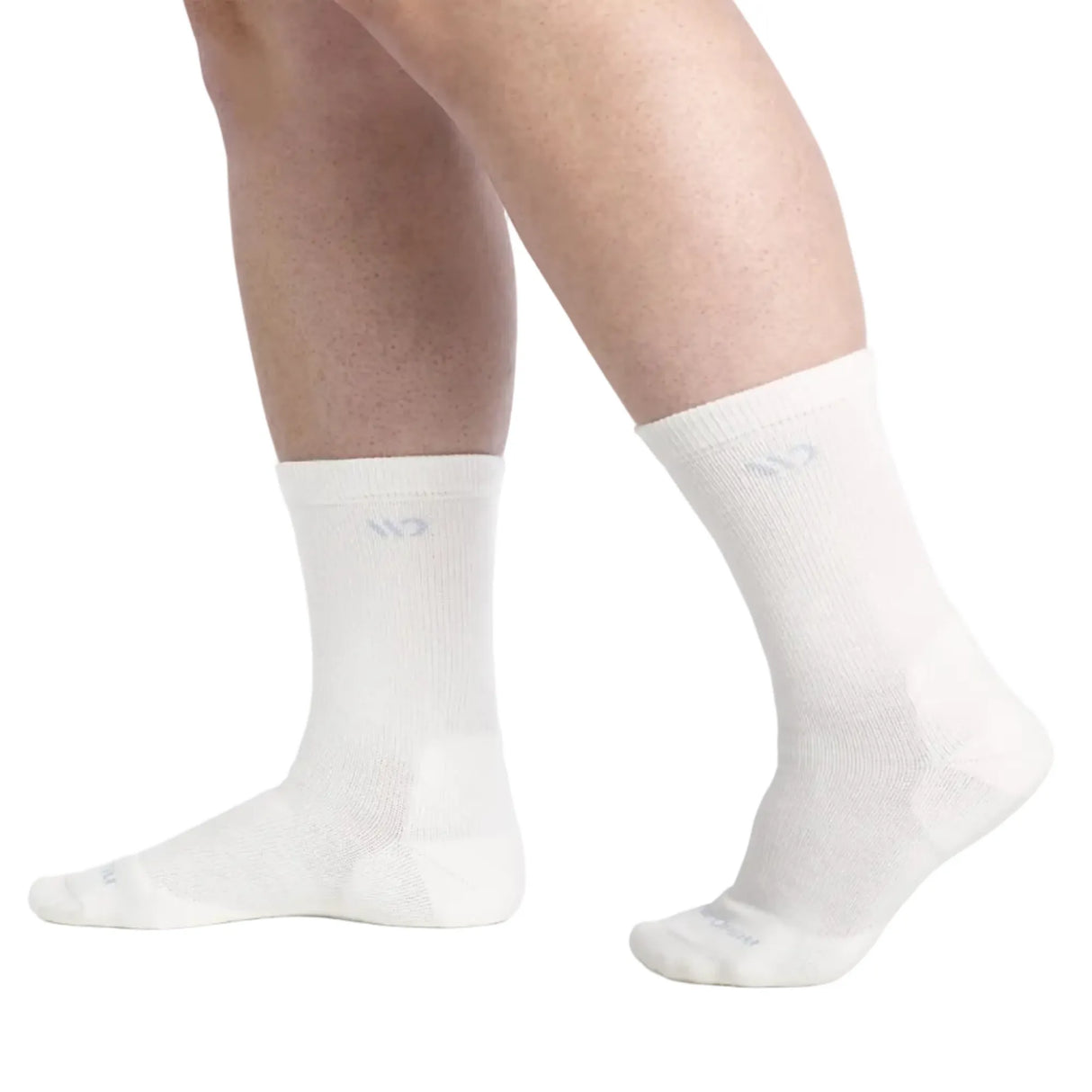Wide Open Womens Solid Basic Cushioned Crew Socks