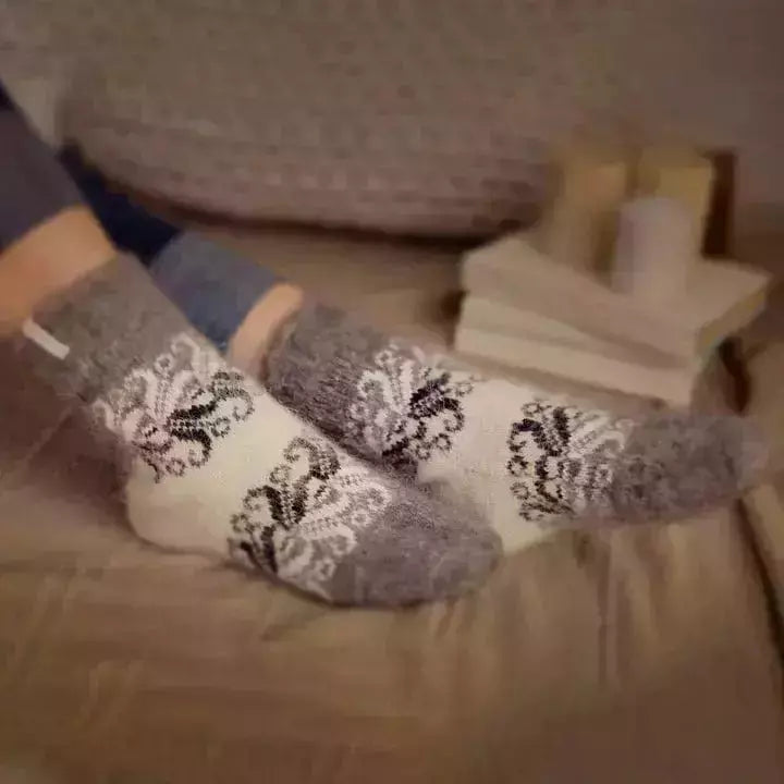 Siberia Spirit Frosted Swirls Crew Socks  - 