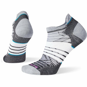 Smartwool Womens Run Zero Cushion Stripe Low Ankle Socks  -  Medium / Black
