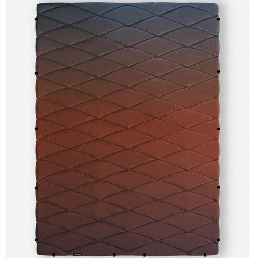 Nomadix Puffer Blanket  -  Sunset Afterglow